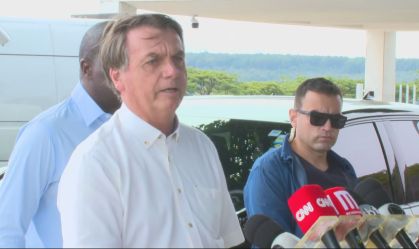 Bolsonaro no Alvorada (2 de maio de 2021)