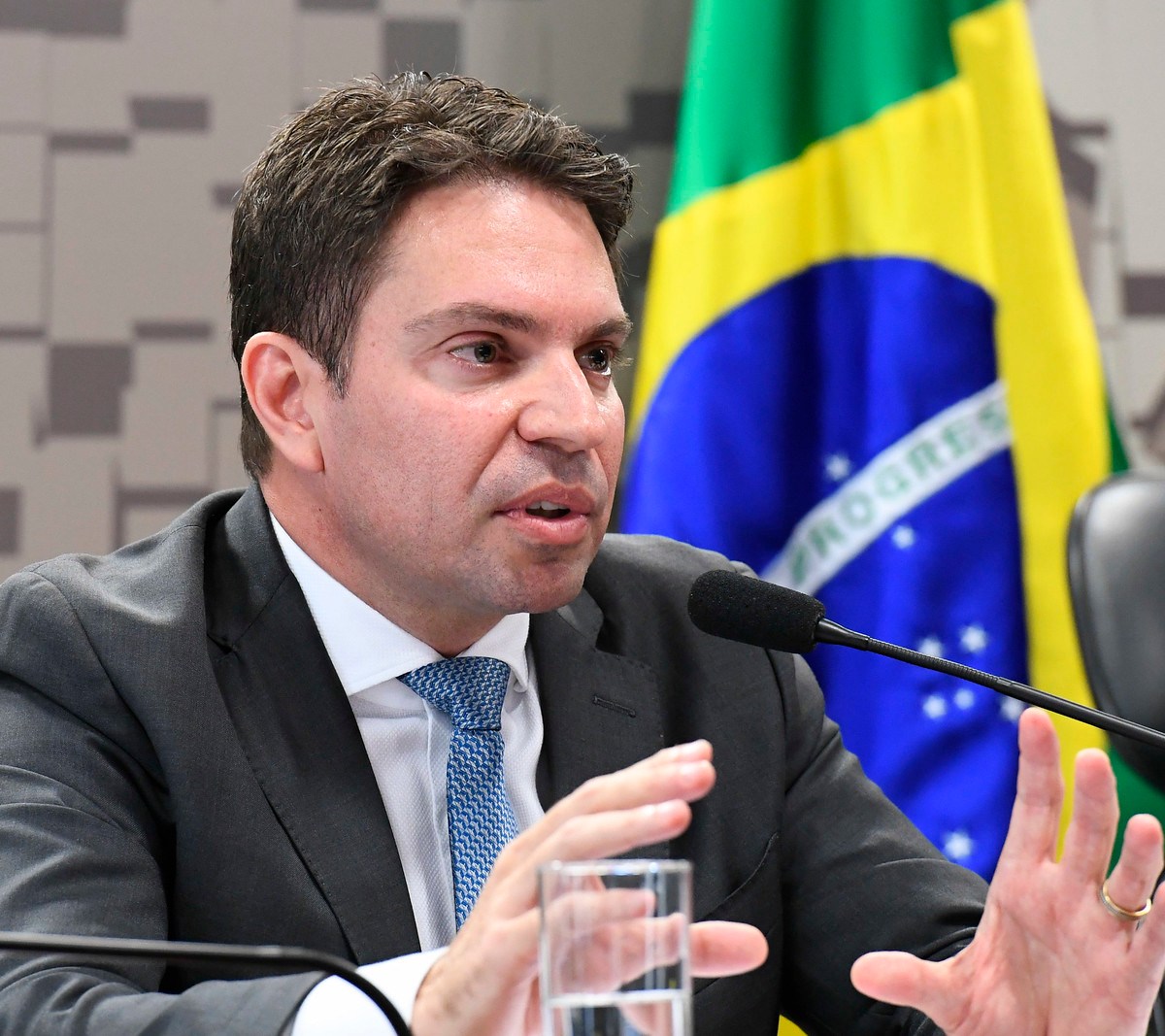 Quem é Alexandre Ramagem, deputado federal e ex-diretor da Abin alvo de operação da PF | CNN Brasil