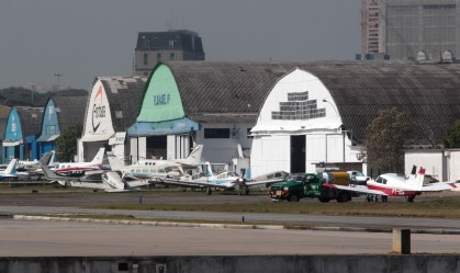 Helicóptero sofre acidente na região do Campo de Marte, em São Paulo