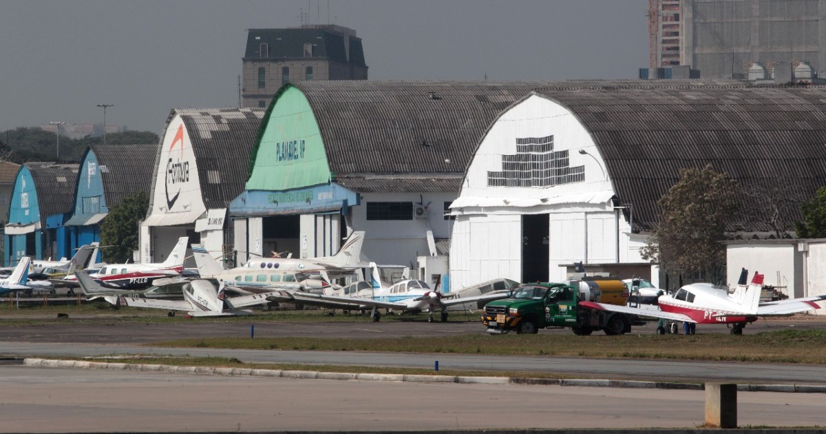 Hangar do Campo de Marte tem ordem de despejo