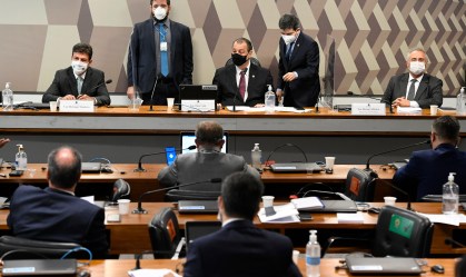 Governo tenta reorganizar tropa de choque na CPI para mirar estados