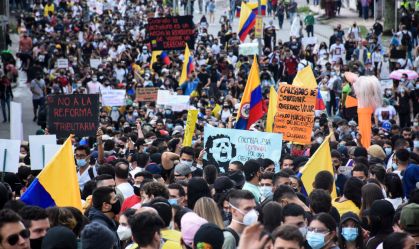 Manifestações na cidade de Armênia, Colômbia