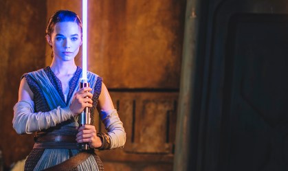 Disney revela sabre de luz real para nova aventura de Star Wars em resort