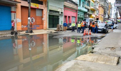 Manaus deve decretar estado de emergência por cheia do Rio Negro