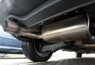 Cidade de Londres começa a taxar carros poluentes nesta terça-feira (29)