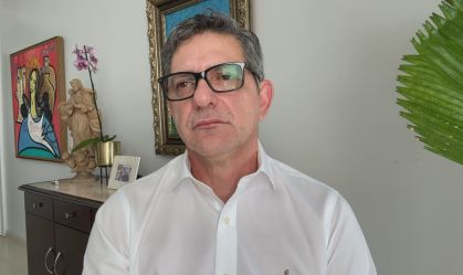 No dia 19, CPI vai ouvir o civil e não o general Pazuello, diz Rogério Carvalho