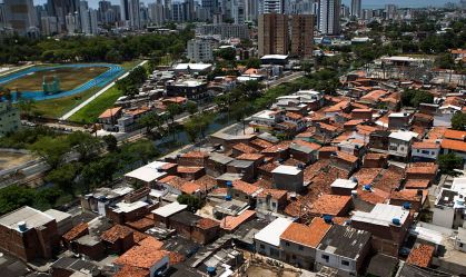 Bairro de Boa Viagem, no Recife, é marcado por desigualdade territorial