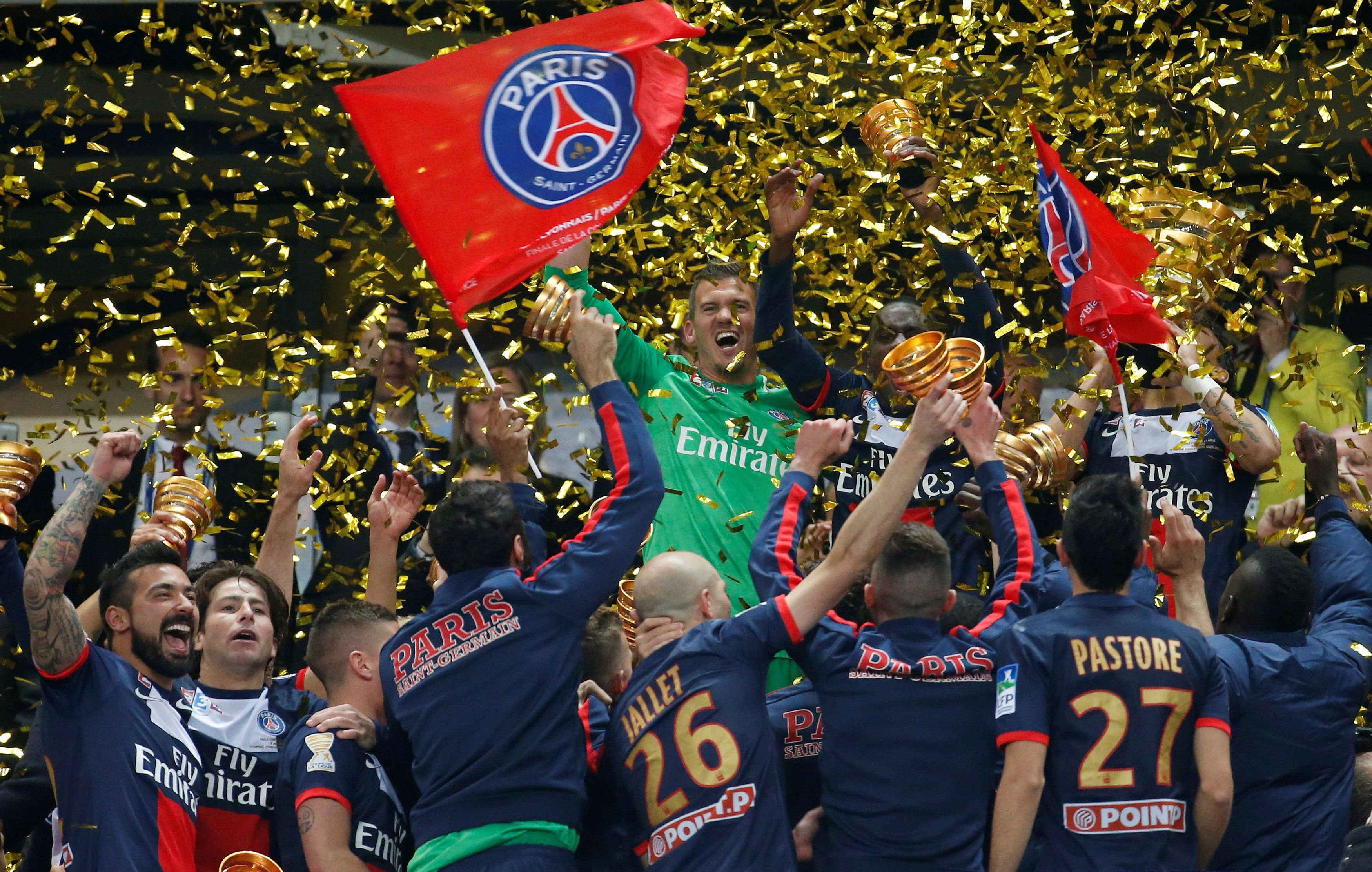 Jogadores do PSG comemoram conquista da Copa da Liga francesa de 2014 