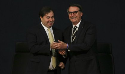 Bolsonaro se reúne com Rodrigo Maia