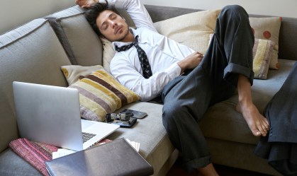 Mais de  60% dos brasileiros estão sedentários durante a pandemia, diz estudo