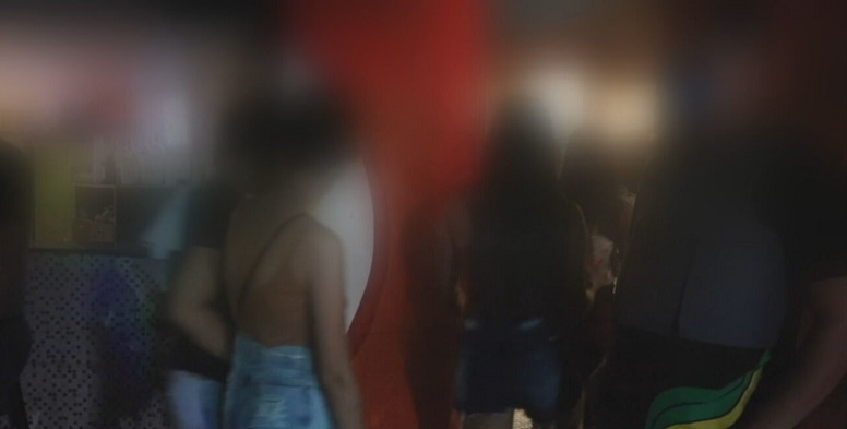 Festa clandestina com cerca de 200 pessoas é interrompida em Manaus (09.Mai.2021