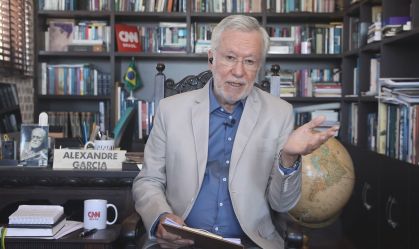 Alexandre Garcia: Grupo prioritário não procurar vacina é preocupante