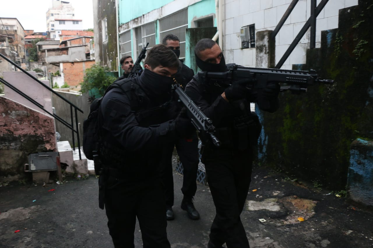 BA: Polícia prendeu 6 suspeitos por assassinato de homens que furtaram mercado