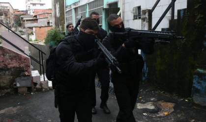 BA: 6 suspeitos de ligação em morte de homens que furtaram mercado são presos