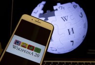 Primeira edição da Wikipédia é leiloada como NFT