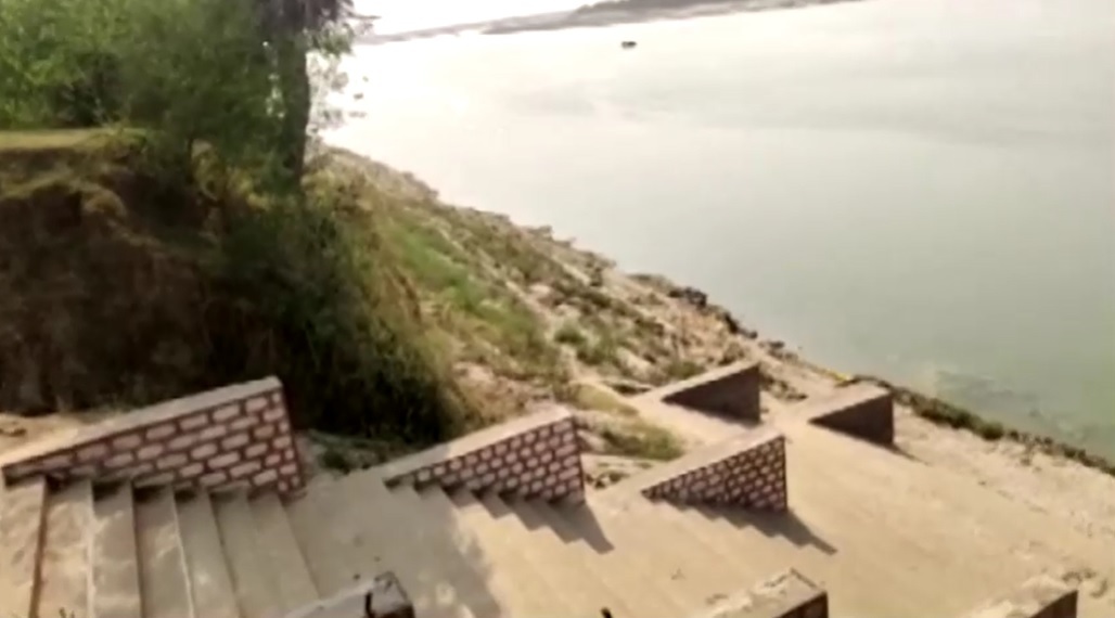 Corpos foram vistos em diversos pontos do rio Ganges