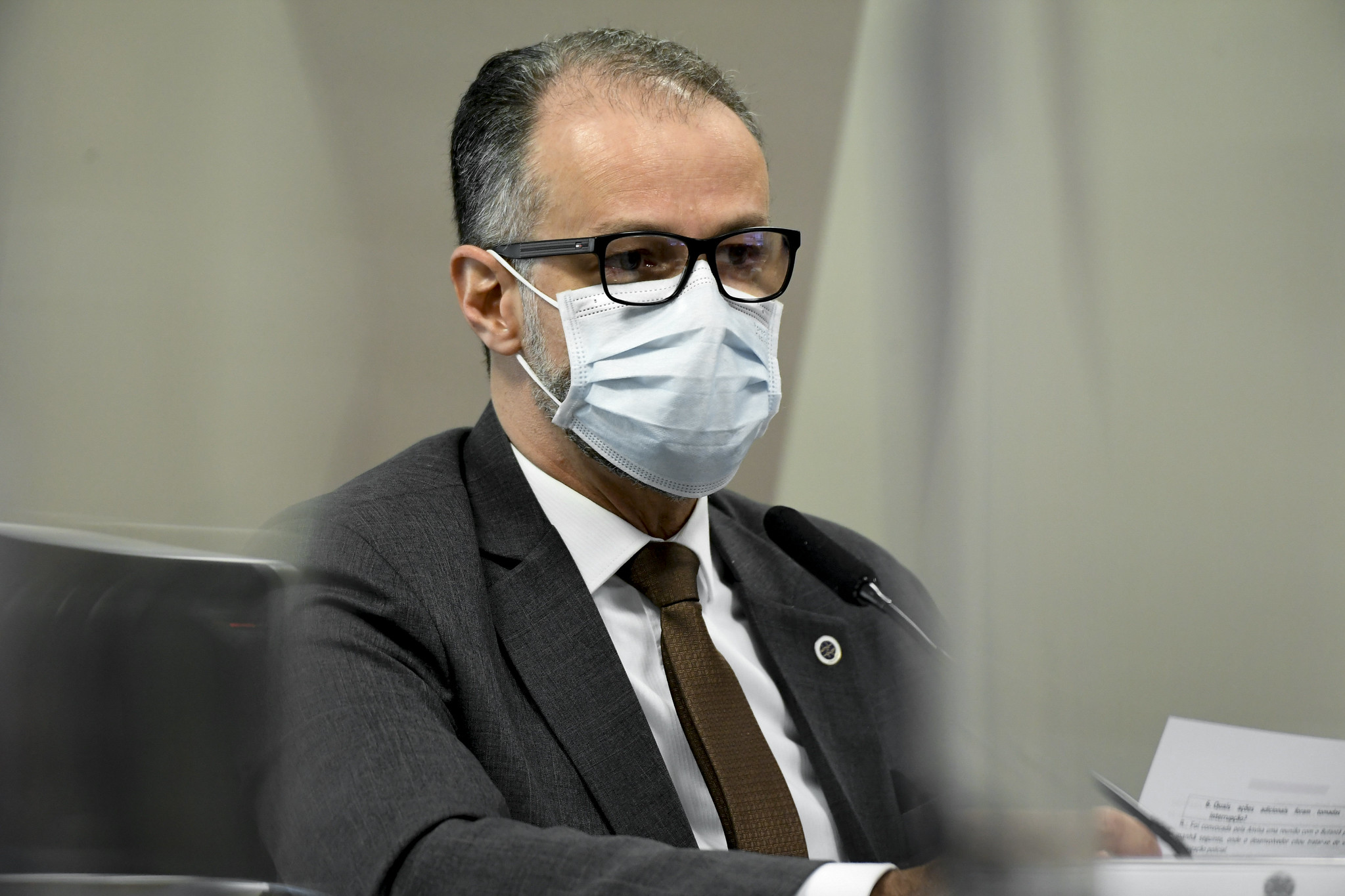 Antonio Barra Torres, diretor-presidente da Anvisa, é questionado em CPI