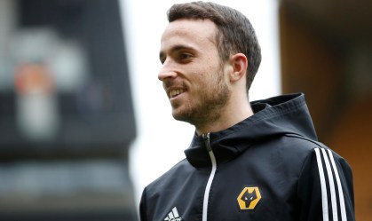 Diogo Jota vence Alexander-Arnold e conquista o título da Premier League virtual