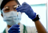 Anvisa realiza reunião com a Pfizer sobre suspeita de morte de adolescente