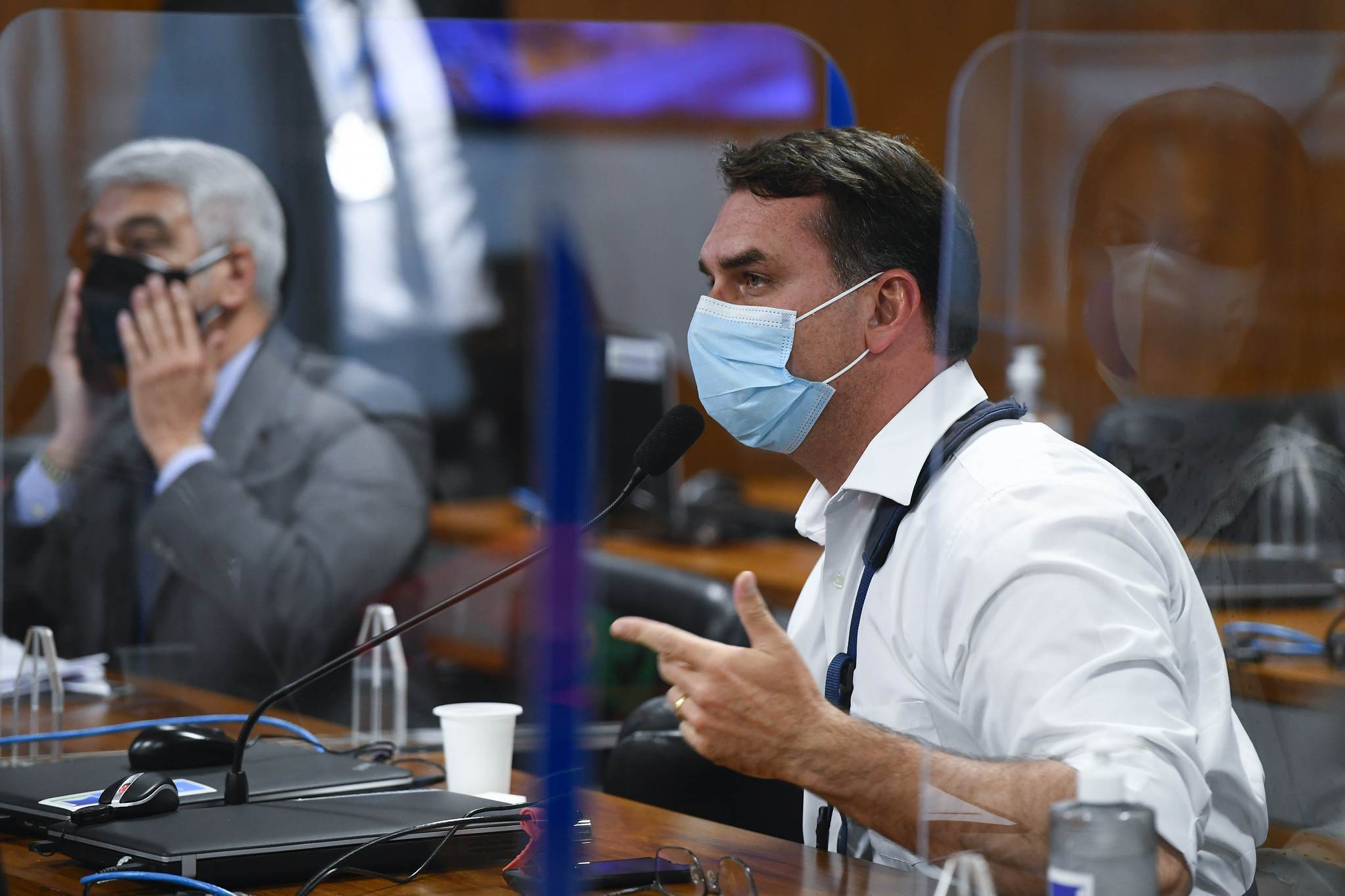 Flávio Bolsonaro (Republicanos) durante sessão na CPI da Pandemia Flávio Bolsonaro (Republicanos) durante sessão na CPI da Pandemia