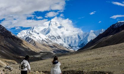 Gelo que levou 2 mil anos para se formar no Everest derreteu em cerca de 25 anos