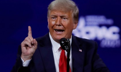 Ex-presidente dos EUA Donald Trump durante conferência em Orlando