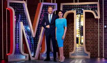 Estátuas de cera do príncipe britânico Harry e de sua esposa, Meghan, no museu M
