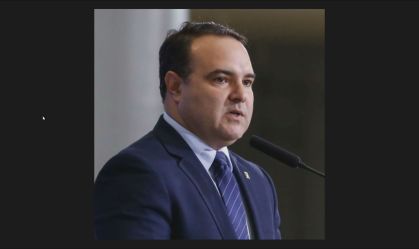 Análise: Leal a Bolsonaro, Jorge de Oliveira falta na experiência jurídica