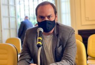 Justiça quebra sigilo de 26 pessoas ligadas a Carlos Bolsonaro