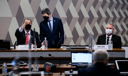 Senadores Randolfe Rodrigues, Omar Aziz e Renan Calheiros