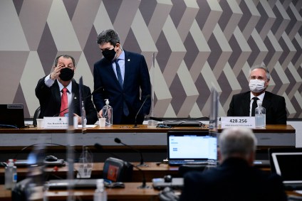 Senadores Randolfe Rodrigues, Omar Aziz e Renan Calheiros