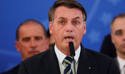 A empresários, Bolsonaro diz que não buscará confronto com STF