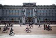 Será que turismo britânico precisa da família real?