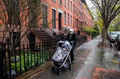 Coronavírus, Nova York, distanciamento social, proteção, máscara