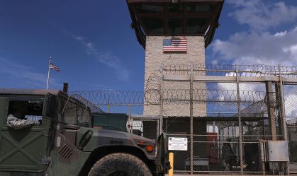 Trump diz que vai preparar instalação para imigrantes na Baía de Guantánamo