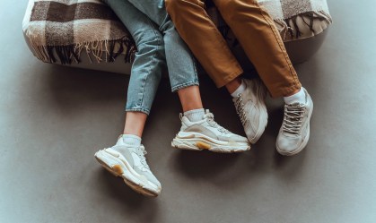 Imagem de relacionamento, casal na cama