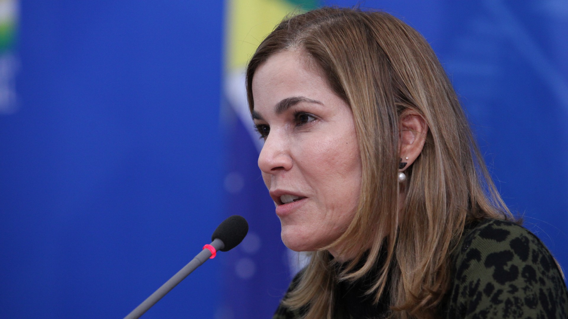 Mayra Pinheiro