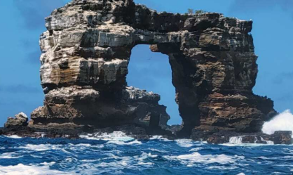 Ilhas Galápagos dobrarão taxas de entrada para evitar superlotação de turistas