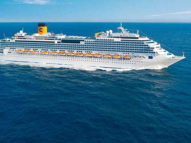 O navio Costa Fascinosa em alto mar / Foto: Divulgação/Costa