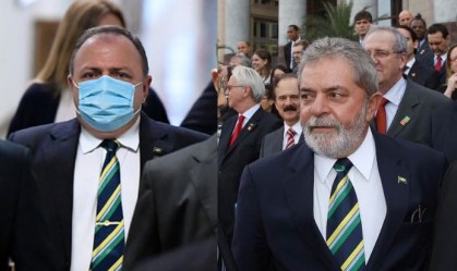 Eduardo Pazuello na CPI da Pandemia, em 19/05/21, e Lula, em imagem de 19/05/09