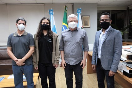 Aluno de Niterói vence campeonato de Matemática