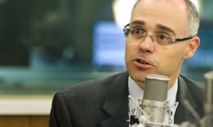 Análise: escolha de André Mendonça para a Justiça é estratégica