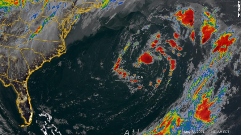 Tempestade subtropical Ana se forma no Atlântico, a nordeste das Bermudas