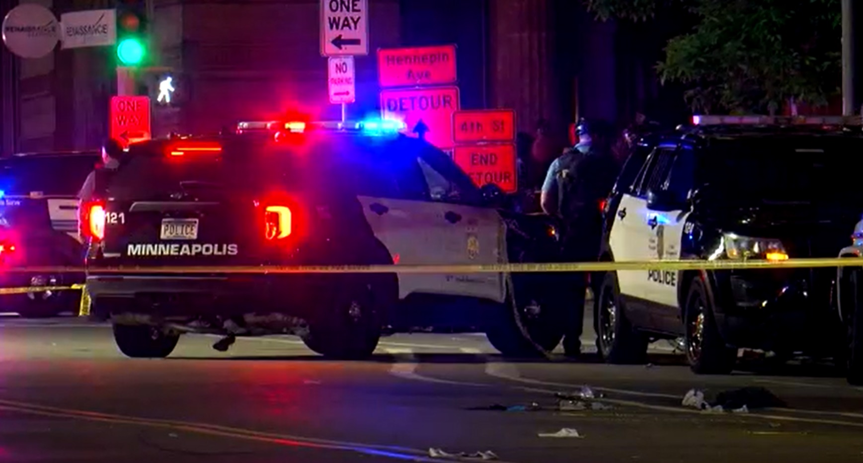 Polícia isola local do tiroteio no centro de Minneapolis, Minnesota (EUA)