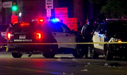 Polícia isola local do tiroteio no centro de Minneapolis, Minnesota (EUA)