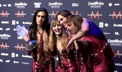 Banda italiana de punk rock Måneskin vence o Eurovision