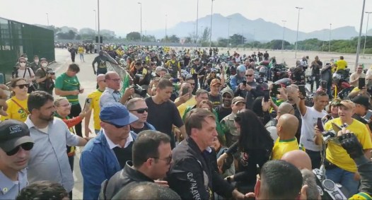 Bolsonaro participa de passeio de motociclistas no Rio de Janeiro (23 de maio de