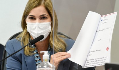 Mayra Pinheiro diz que médicos estão sendo perseguidos por quererem salvar vidas