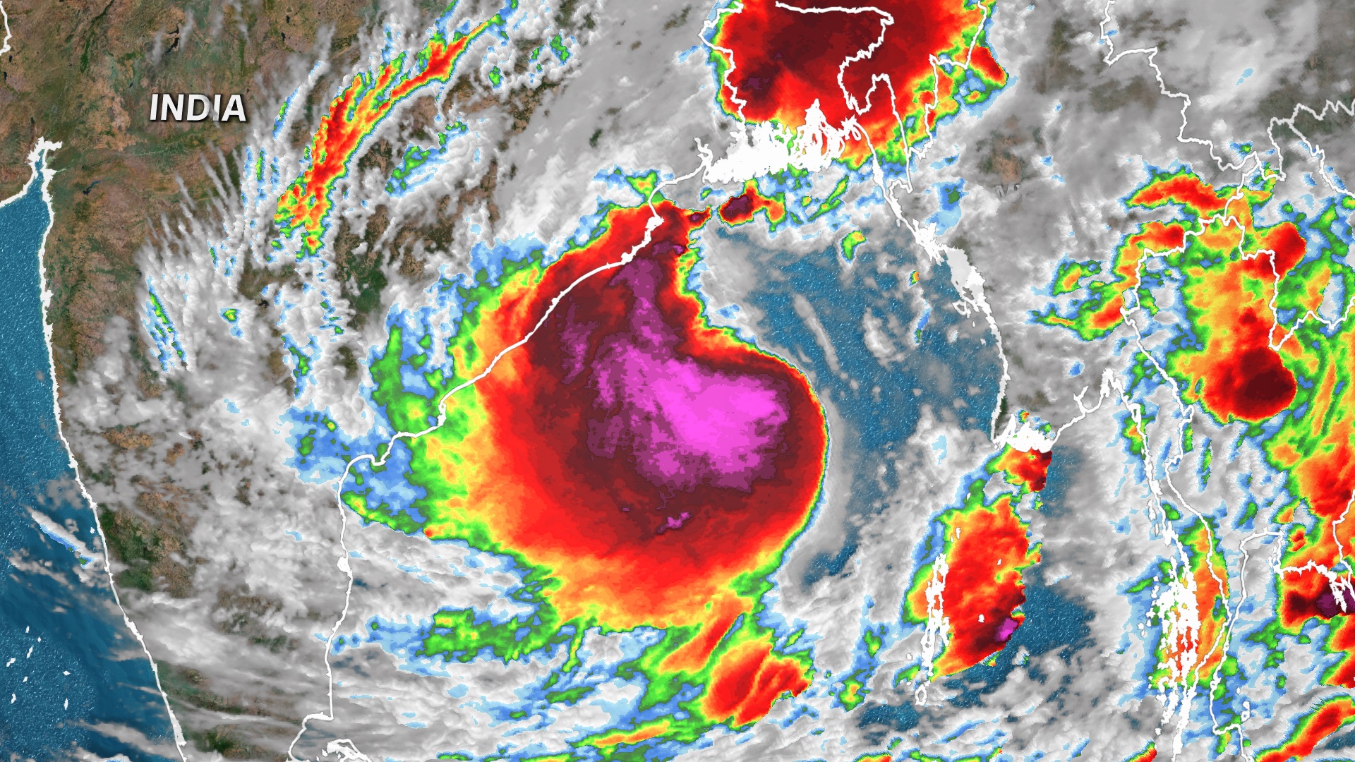 Ciclone tropical Yaas se aproxima da Índia