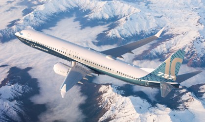 Boeing 737 MAX 10